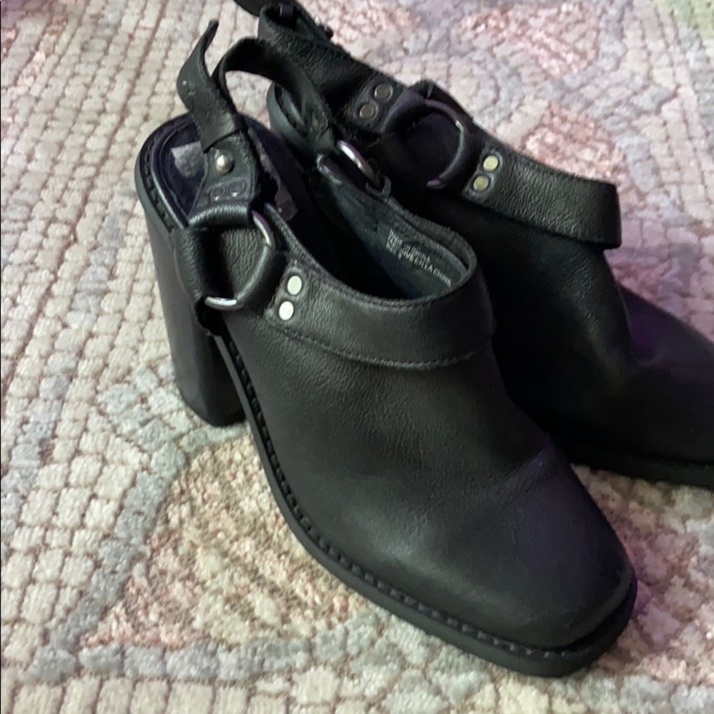 Chunky heeled bootie
